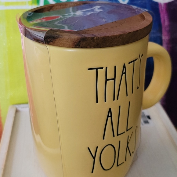 That's All Yolks Rae Dunn Yellow Egg Mug w / Coaster Lid  💛 - Picture 8 of 12